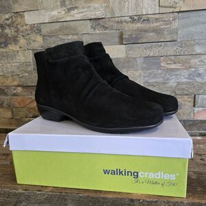 Walking Cradles Women's Esme Black Suede Ankle Boots Shoes Size 10.5 M